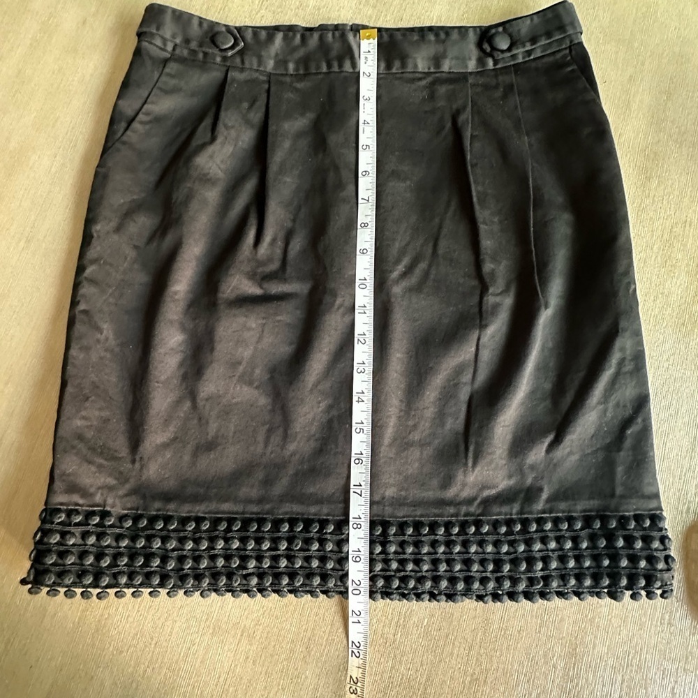 Lilly Pulitzer Black Mini Skirt with Textured Hem - Picture 6 of 6